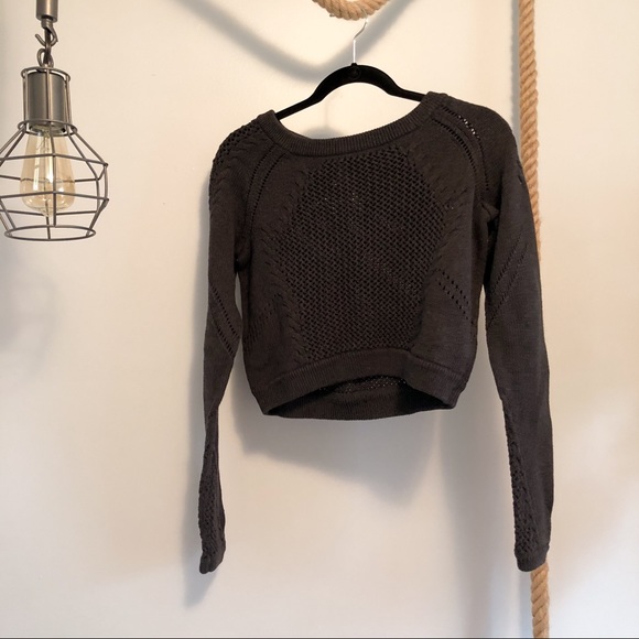 Lululemon Grey Cropped Knit Sweater SZ 6